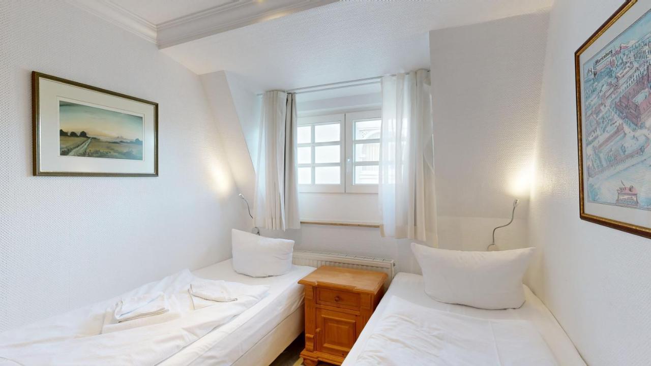 Fewo Direkt Am Strand Mit Meerblick Und Balkon,Villa Glueckspilz, Binz Ngoại thất bức ảnh